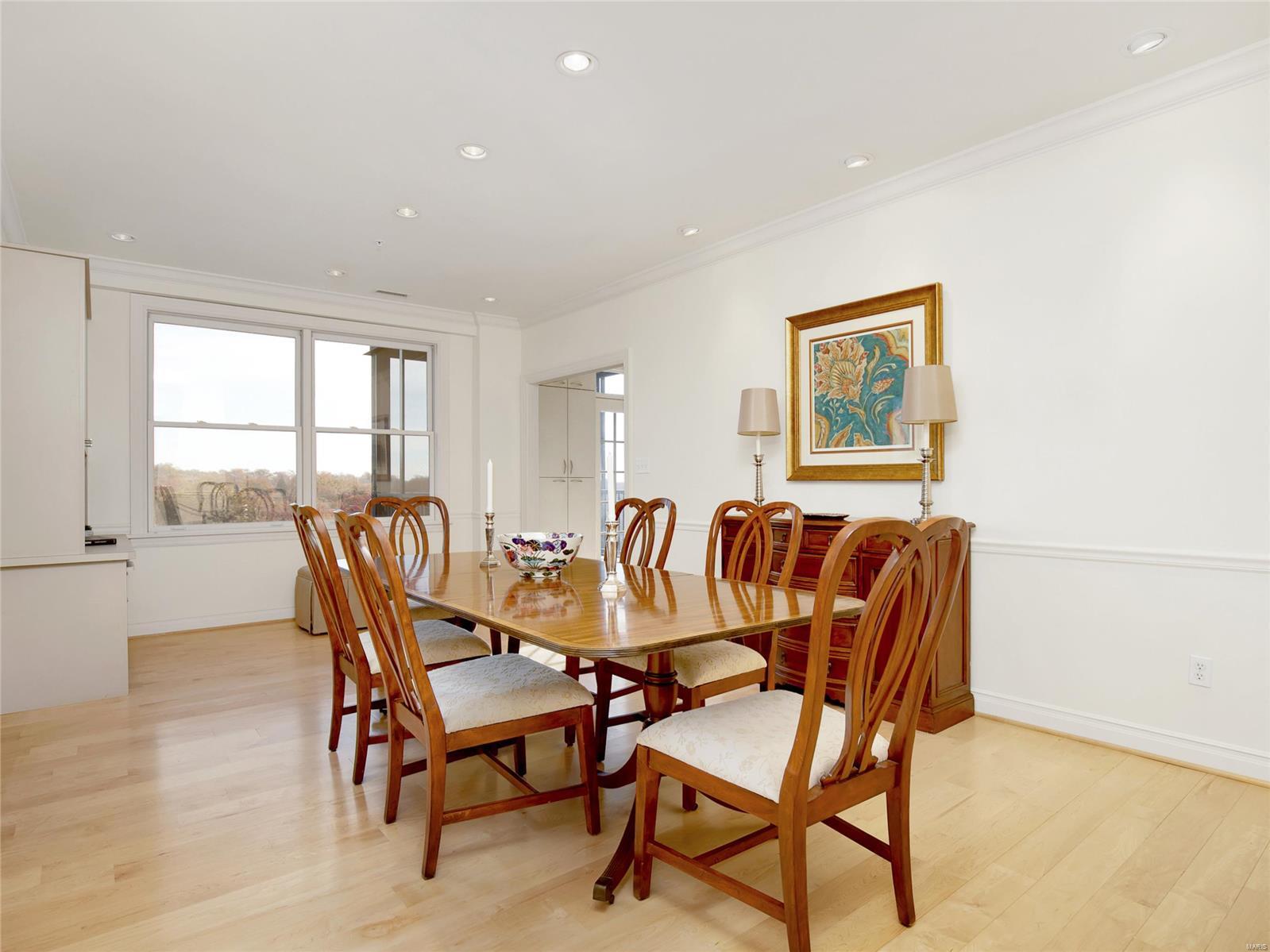 Claytonian A Condo Amd - Residential