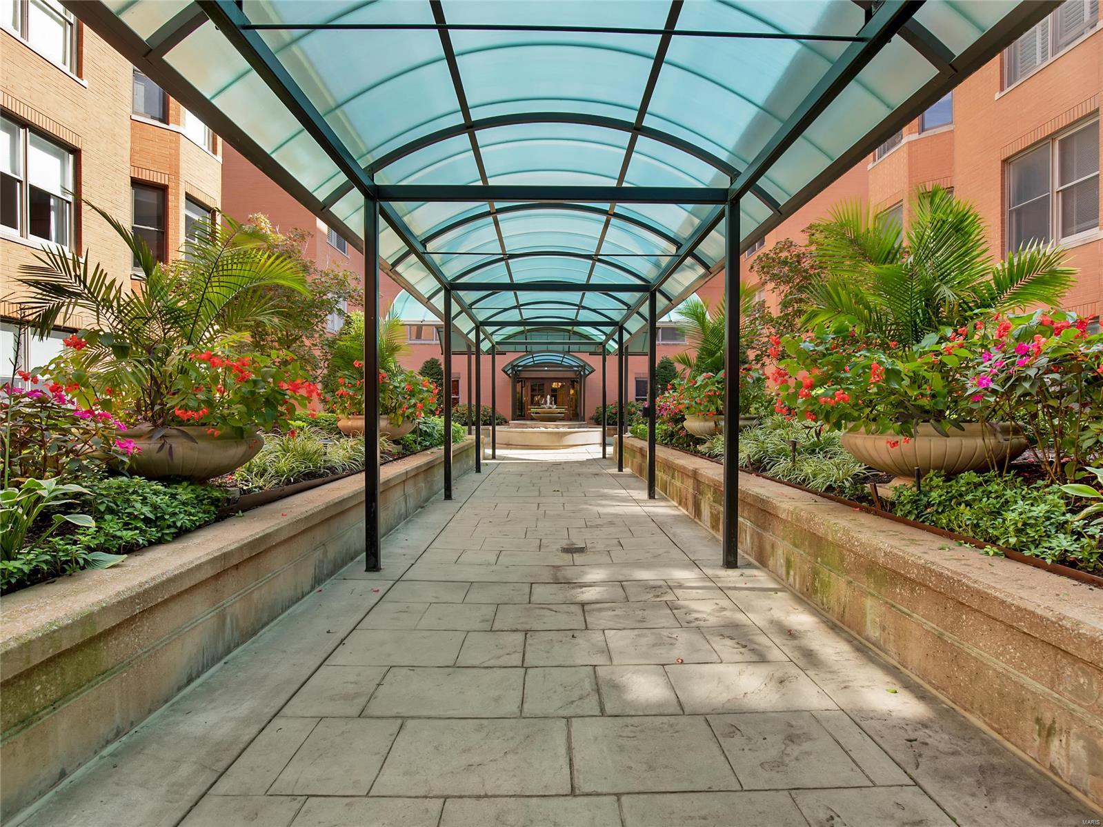 Claytonian A Condo Amd - Residential
