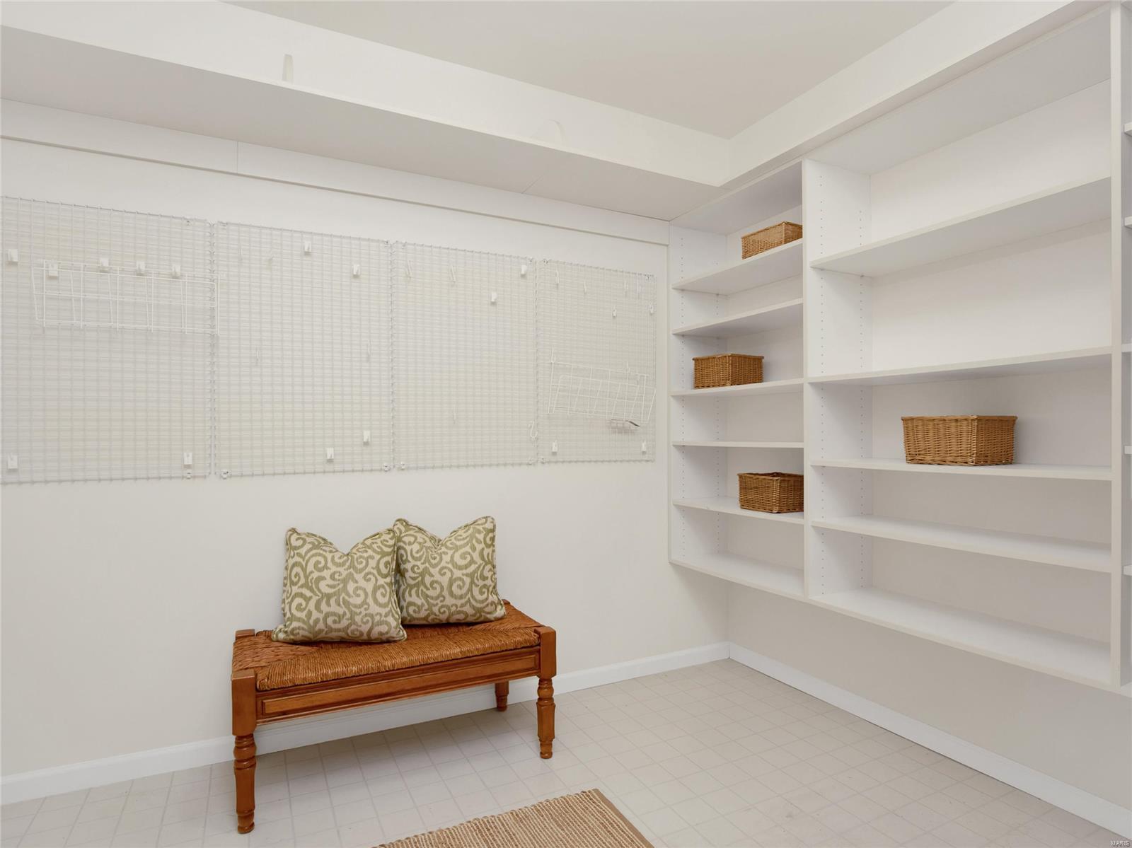 Claytonian A Condo Amd - Residential