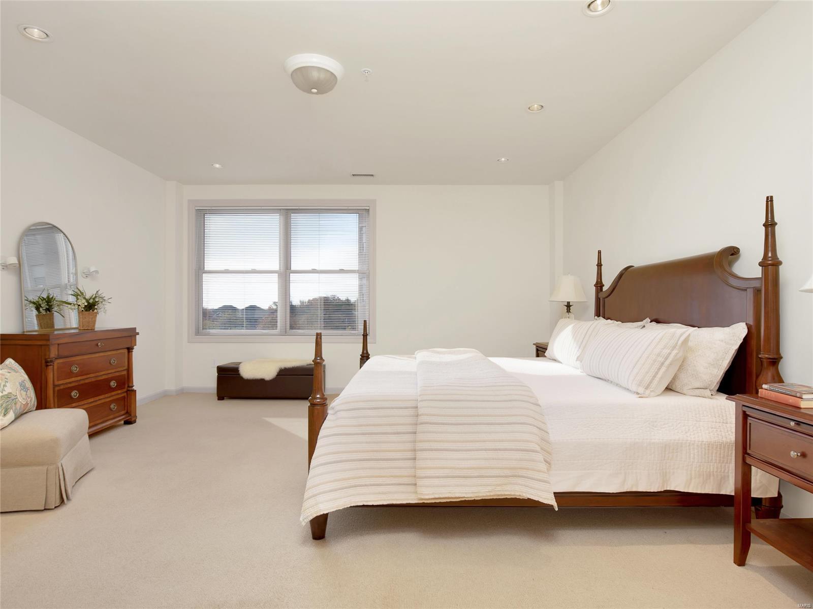 Claytonian A Condo Amd - Residential