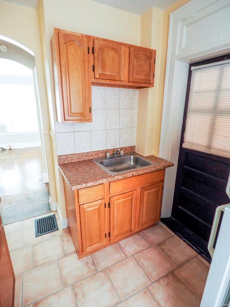 Home Grand Blvd Park Add - Residential Income