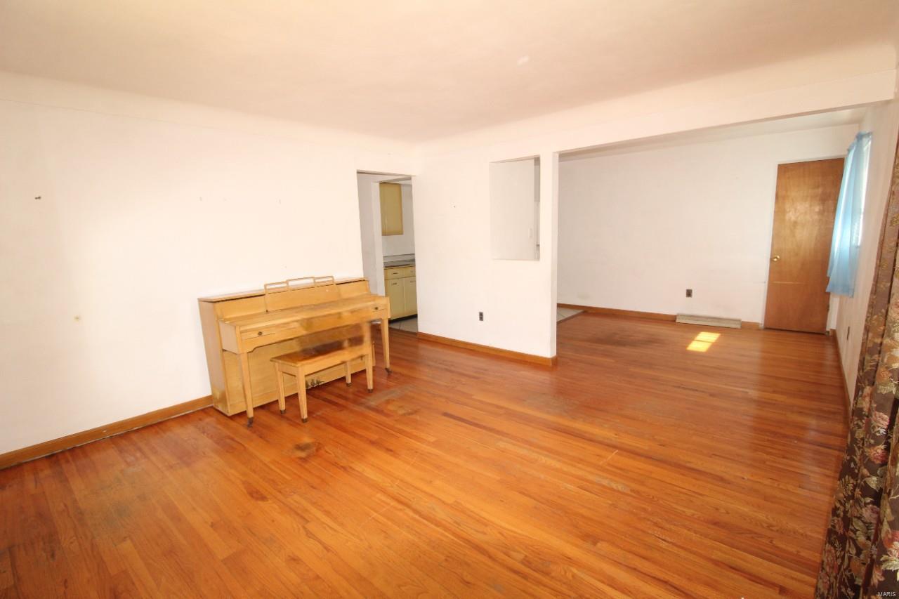 Carlat Place - Residential