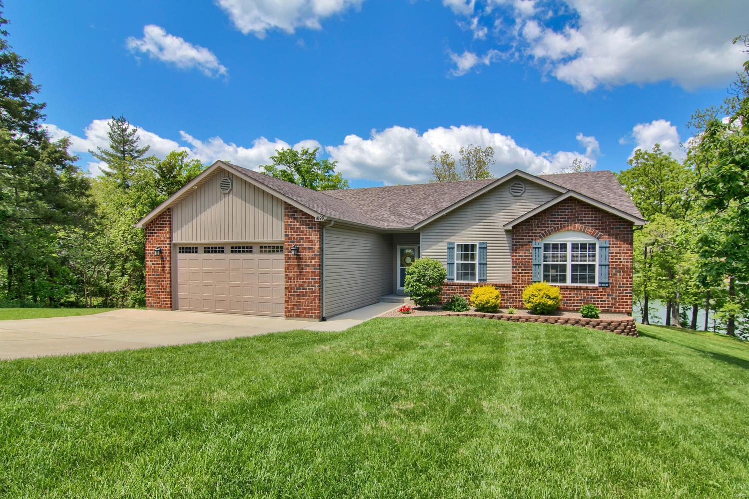 Lake Cattails III - Residential