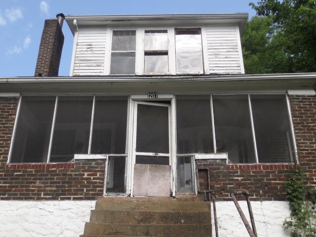 1.5 sty brick home located on a dead end street.  Enclosed front and rear porches , detached garage. Large bedroom and Part finished bsmt .  Home shows very well.