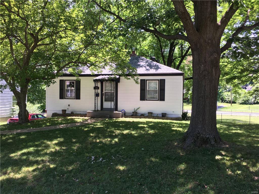 Fantastic two bedroom, one bath home with a partially finished LL.   Move in Ready!  Home features over sized, fenced yard, remodeled kitchen and bathroom. Home is vacant and ready to move in!