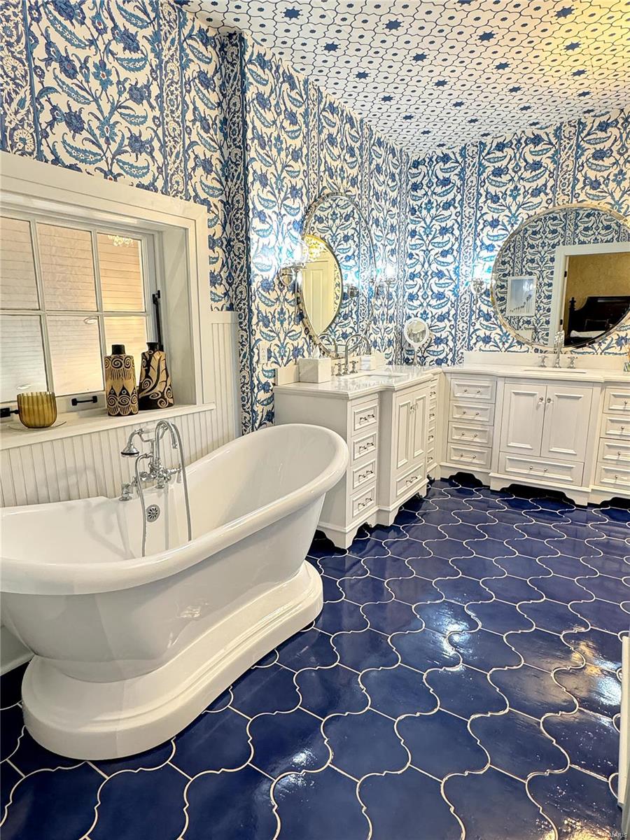 Lucinda Owens Estates - Residential