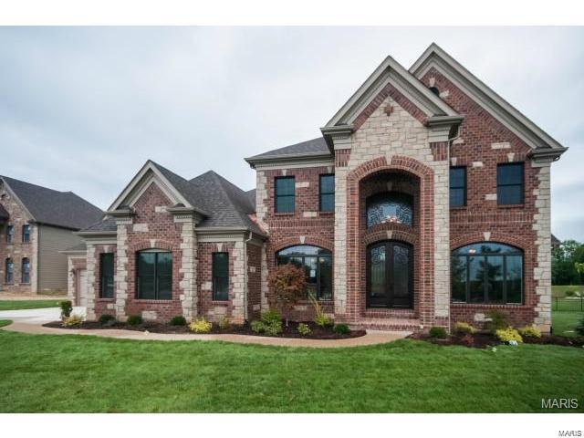 Listing is being entered for comps purposes only. Additional Rooms: Sun Room