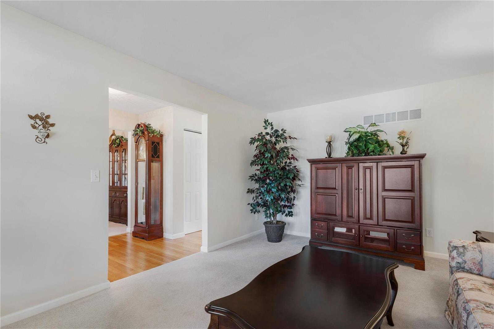 Oak Tree Estate - Residential
