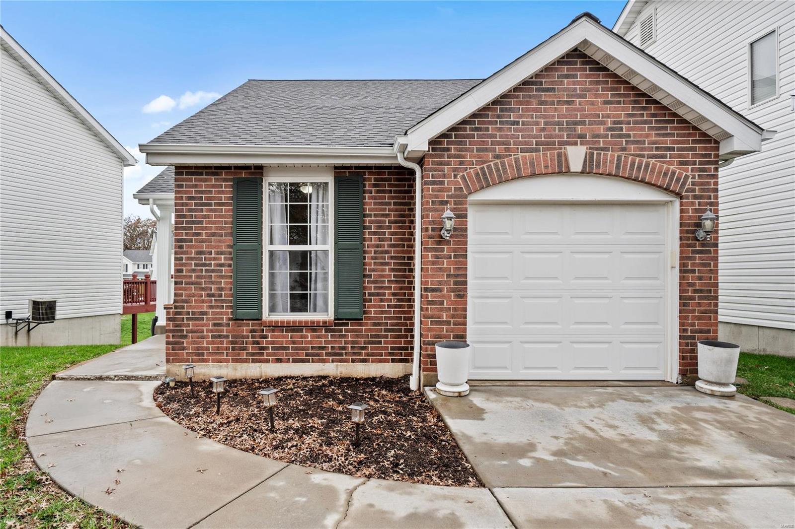 Tyndale Village At Thornbury #2 - Residential