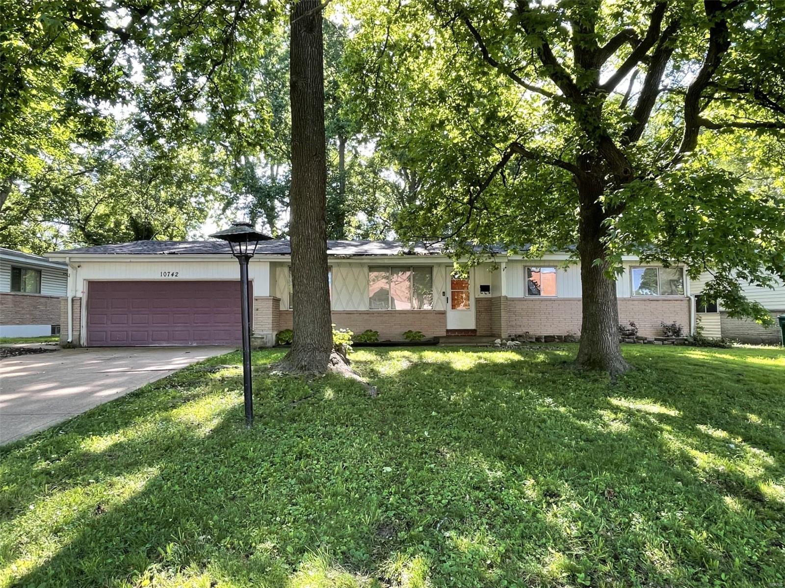 Large 7 room, 3 bedroom, 2 bath ranch with attached 2 car garage.  Property selling AS IS with NO contingencies.  CASH ONLY.  Buyer must complete all Due Diligence before submitting offer.  The seller has never occupied property and will not pay for or make any inspection or repairs.  7 days on market before the seller will review any offers but reserves the right to accept an offer at any time.  Allow 2 business days for the seller’s response.  Buyer to verify schools and utilities.