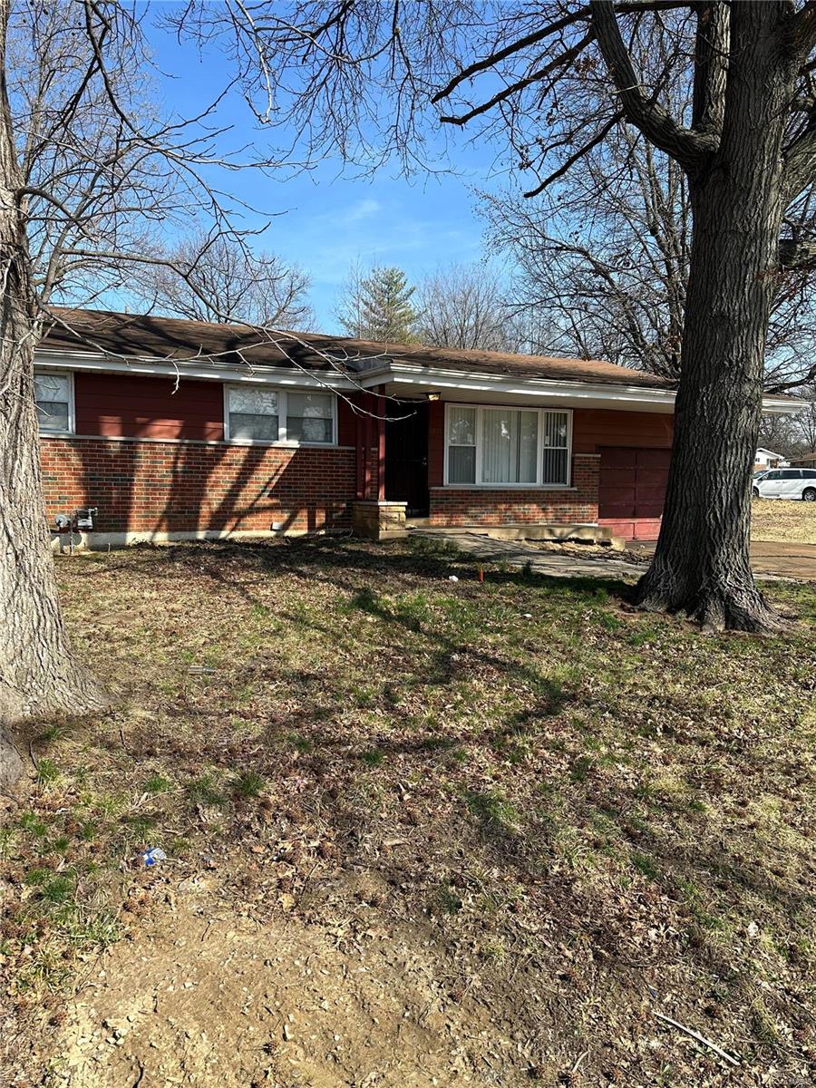 Come and see 9870 Monarch Drive! This 3 bedroom, 1 bath ranch style home with an open floor plan, is perfect for someone looking to buy property to add value and make it their own or to fix and flip! This is an as-is sale, the Seller is to do no repairs or inspections, and inspections are for the buyer's knowledge only.