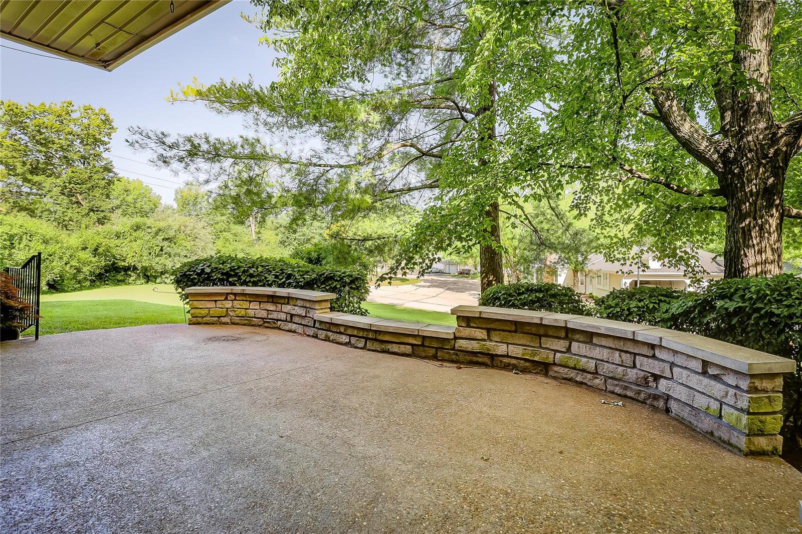 Gardens Of Broadmoor Condo 4 - Residential