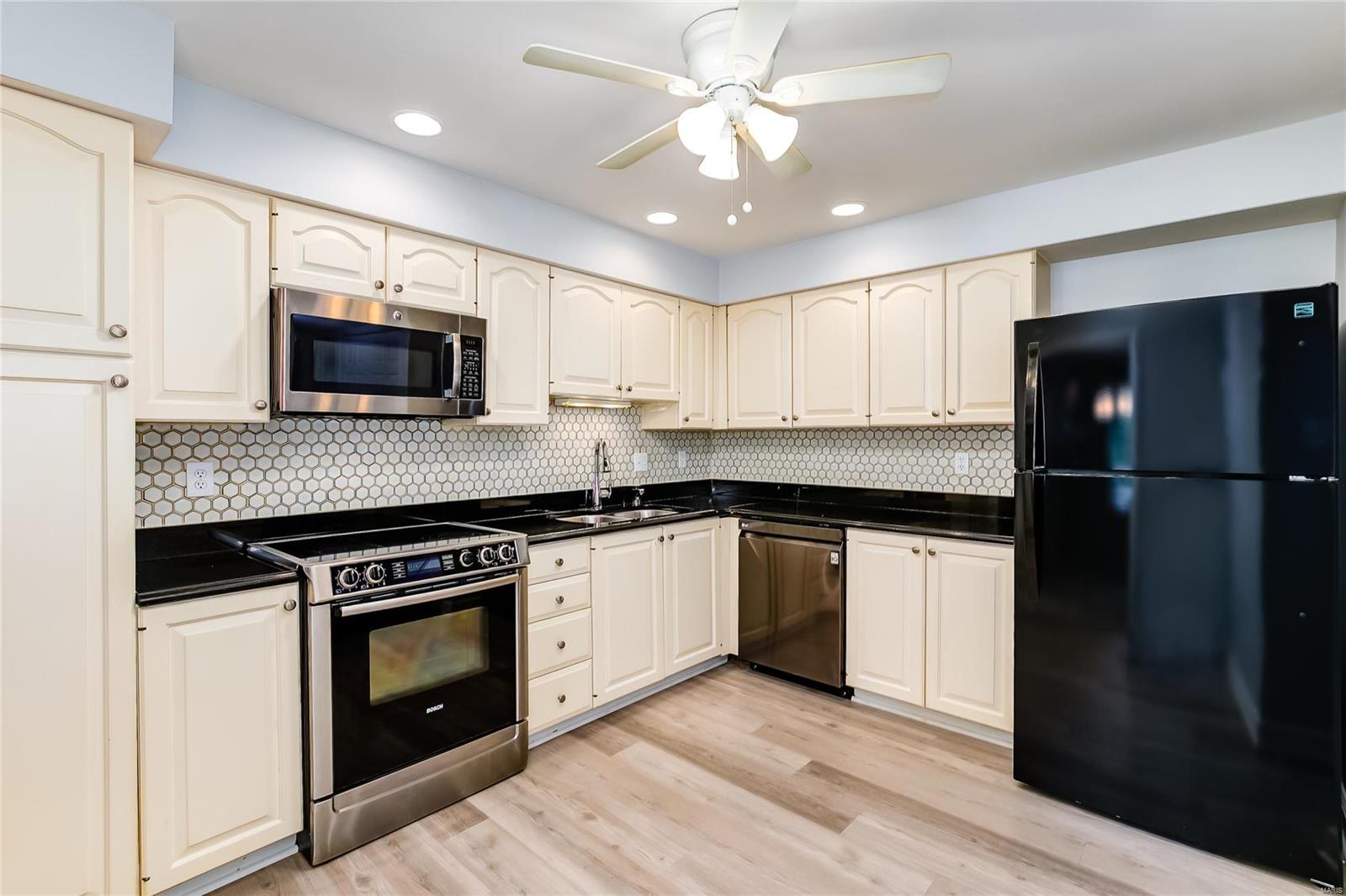 Gardens Of Broadmoor Condo 4 - Residential
