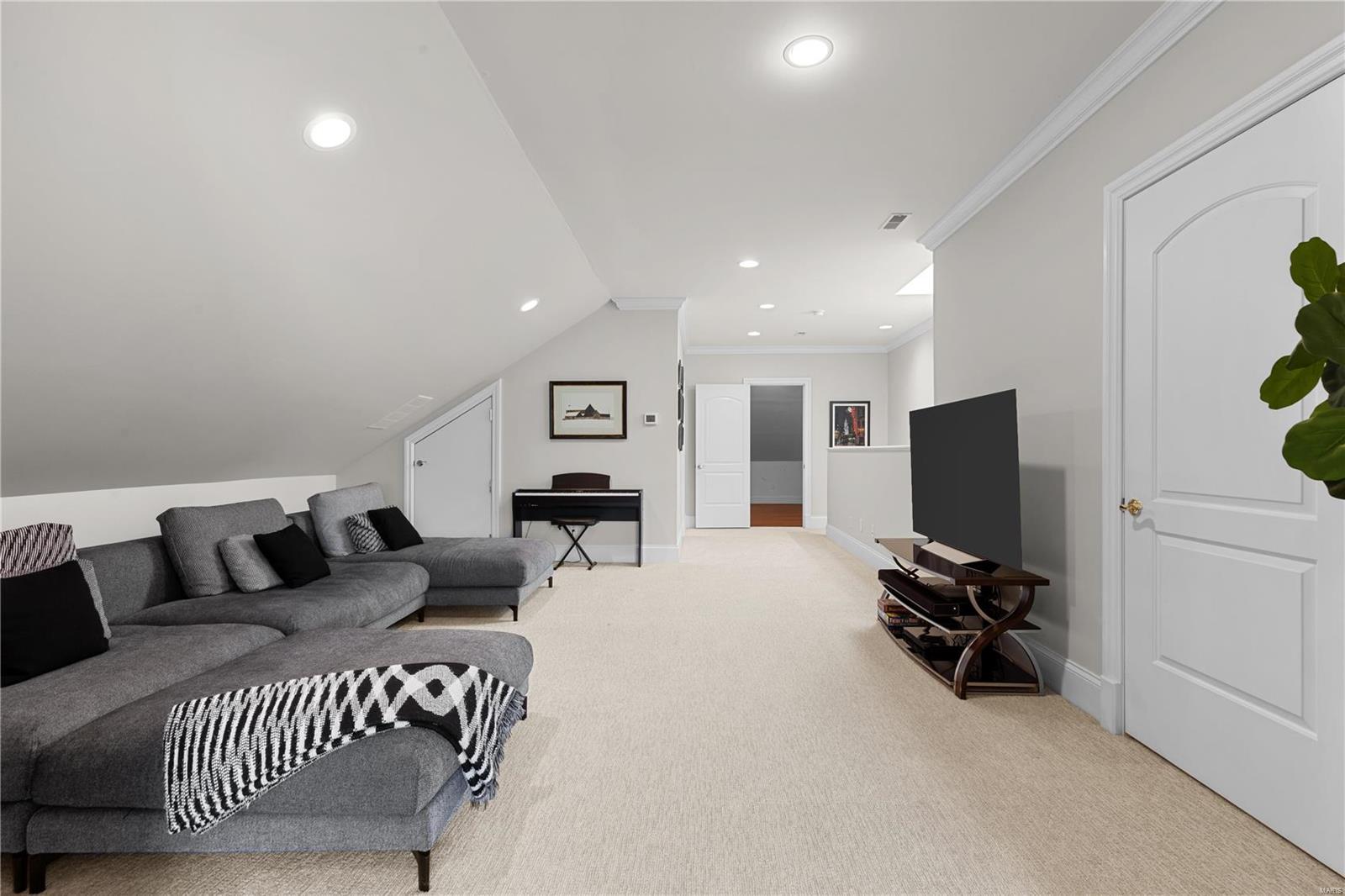 Villas of Clayton Gardens - Residential