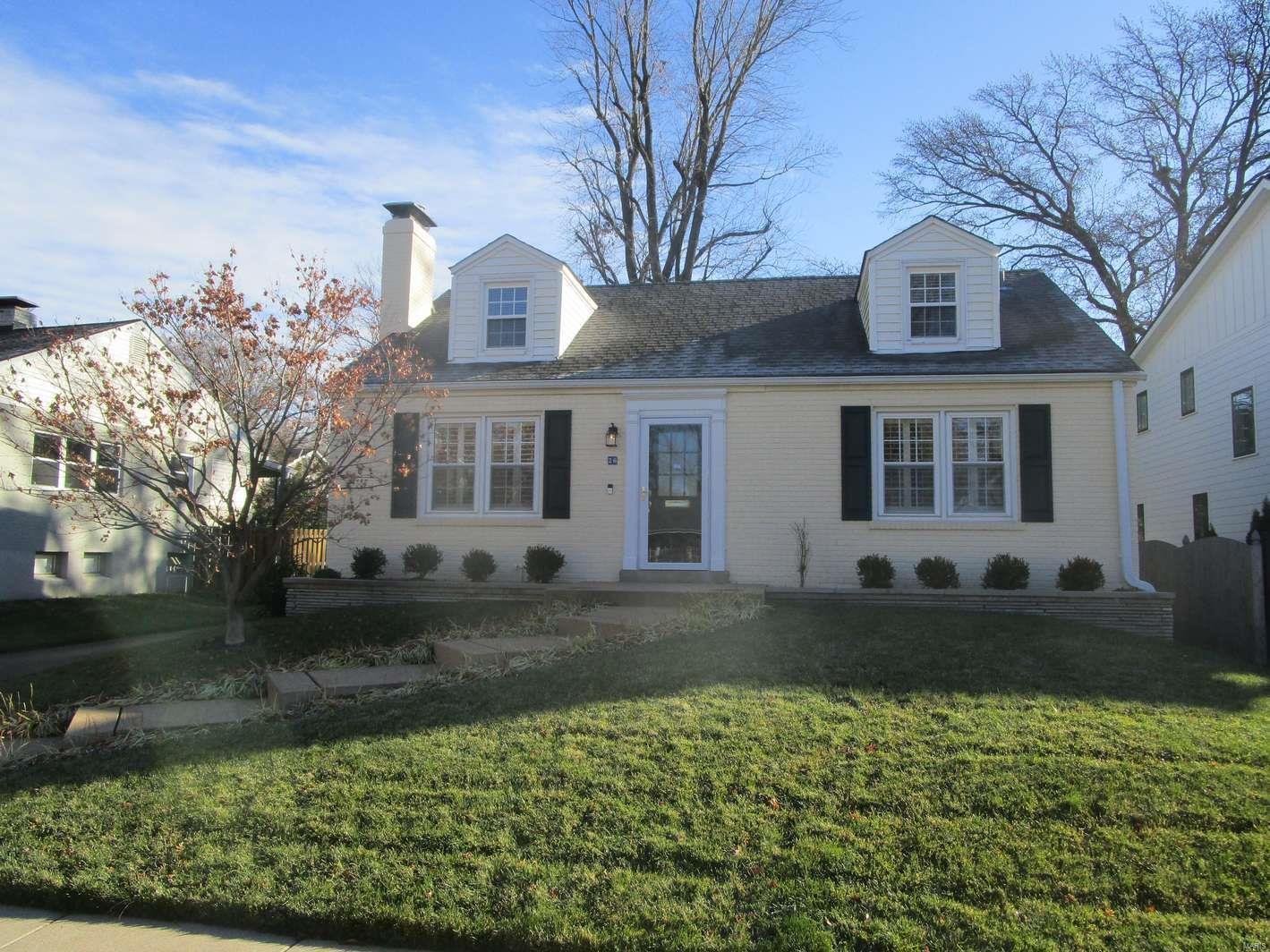 1.5 story Cape Cod, hardwood floors & a spacious living room with fireplace. Main level with 2 bedrooms & full bath. Updated kitchen w/ granite countertops & breakfast bar. Second floor bedrooms with lots of closet space.  Lower level with rec area. Fenced rear yard and deck off the kitchen/dining area. One car detached garage along w/ add'l parking pad.  Updated systems, newer windows, newer appliances, plantation shutters throughout and Sprinkler system.

Commision= 20% of first months rent based on a 12 month lease. Application process includes full credit and background check plus employment and income verification. Must call 314-397-1600.