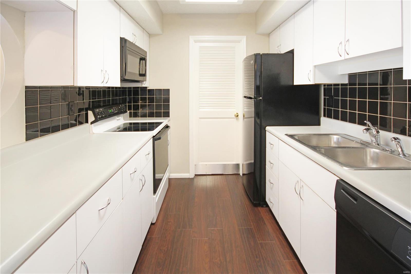 Meadow Ridge Condos - Residential Lease