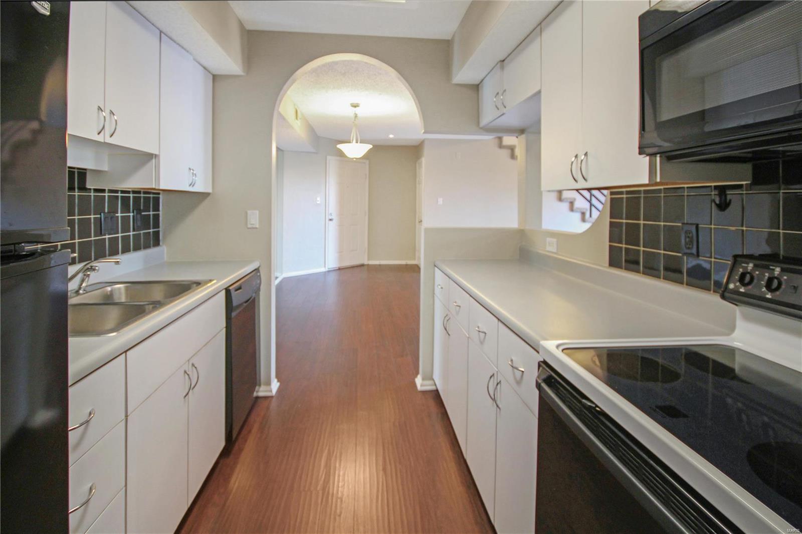 Meadow Ridge Condos - Residential Lease