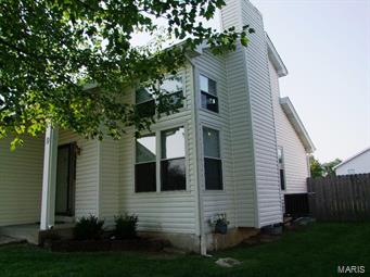 Welcome To Your New Home! Stunning Contemporary 1.5 Story With Soaring Vaulted Ceiling & Very Open Floor Plan Just Screaming With Updates! MFL Master Bedroom, Partially Finished Lower Level. Updates Include Vinyl Siding, Glass Blocks, Energy Star Windows, Roof W/Architectural Shingles & Ridge Vent, Gutters/Downspouts/Soffits/Fascia, Sump Pump, Window Wells, Carpeting, Paint In Upstairs Bedrooms, Window Treatments, Energy Star Stainless-Look Dishwasher All Done From 2006-2009. Cabinet Fronts, Granite Countertops, Deck, French Drain,Wood Fencing, A/C Unit, Stainless Steel Stove All Done In 2010 & 2011. Fresh Paint (2 Bathrooms, Main Level, & Master Bedroom) Shower/Vanity Faucets, Light Fixtures, Tile Floor & Backsplash, All Done In 2012. Refrigerator & Ceiling Fans (2nd Floor) In 2014. Premium Pergo Flooring In Great Rm. & DR. Don't Miss This Updated Gem Located On A Private Cul-De-Sac With A Beautiful Level Back Yard. This Winner Will Not Disappoint!