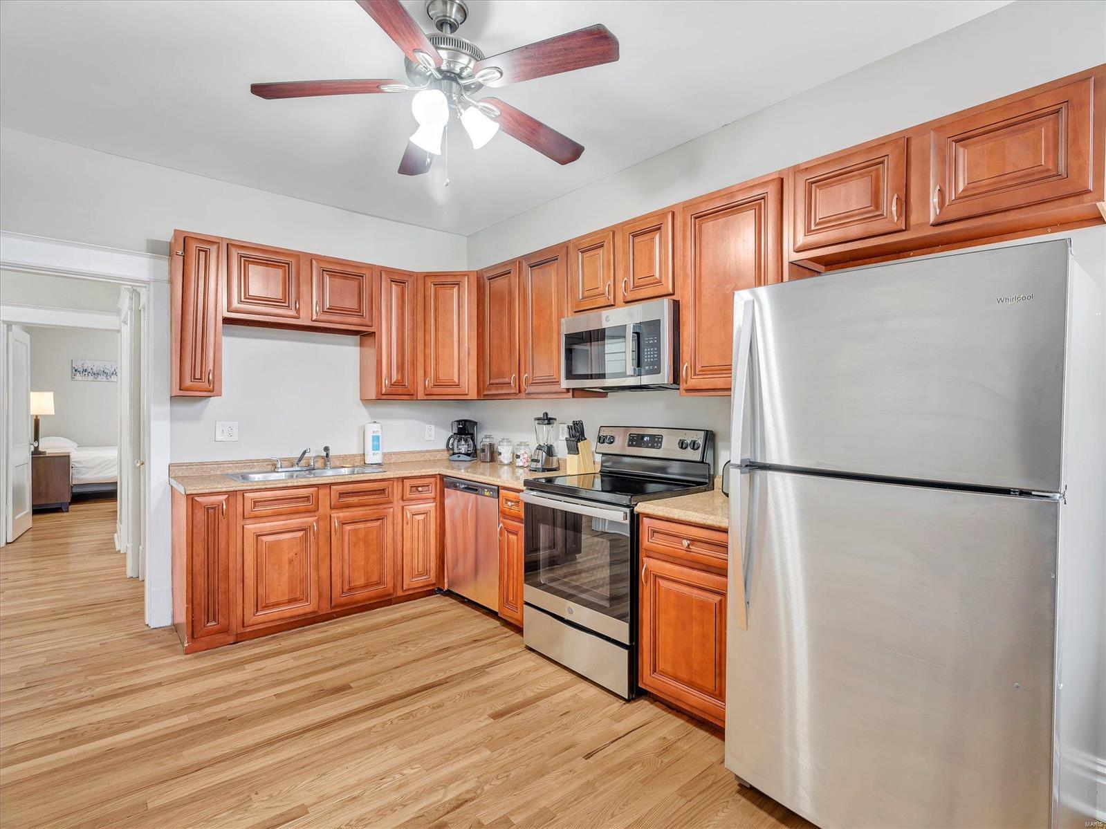 Shaws Lafayette Avenue Add - Residential Income
