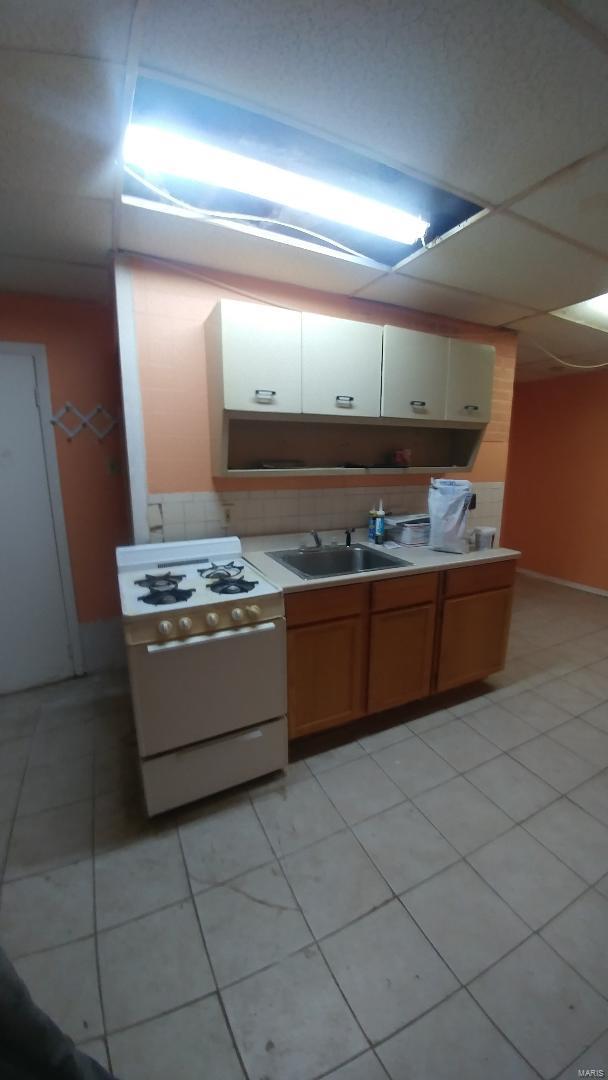 Acmar Place 2 - Residential Income