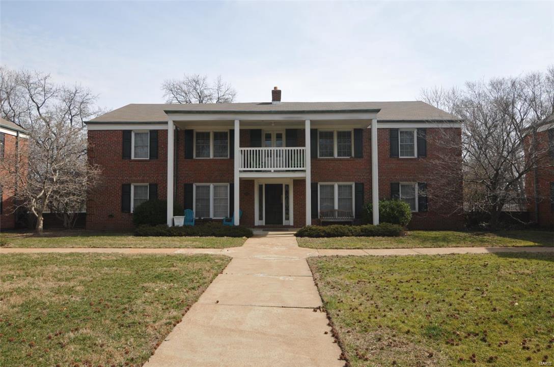 Charming 2nd floor apartment in great location just blocks from Clayton and all it has to offer. Spacious living/dining room, hardwood floors, central air, the basement features a private storage locker, laundry hook-ups and one garage parking space. This is a very attractive and well-maintained property! No dogs allowed, no smoking allowed, cats considered. Available for a 12 month lease. Location: Upper Level