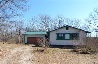 Don’t miss this spacious 2 bedroom 1.5 bath home with over 1,100 square feet!! Home features oversized kitchen with separate dining area, spacious floor plan, and large lot!! This home is waiting for your finishing touches!! HUD acquired property. All purchasers welcome to bid. Open to all purchasers without preference after bid deadline. HUD homes are Sold As Is. All utilities are turned OFF. Please use discretion when showing and bring a flashlight. SpecialListingConditions: Foreclosure