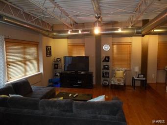 Barton Street Lofts Condos - Residential Lease