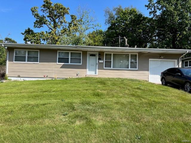 Beautiful Ranch, immaculate, Ranch 3 bedrooms, 1 full bathroom, eat in kitchen, original hardwood flooring throughout, new Roof, New, Furnace, & New hot water tank, partially finished lower level, all weatherproof siding this home has tons of updates!!! Seller providing a passed St. Louis County occupancy permit adding an extra sprinkle of ease for the new homeowner!! Did I mention seller is providing a one-year home warranty and some buyer closing costs credits available.  Great home, HURRY!