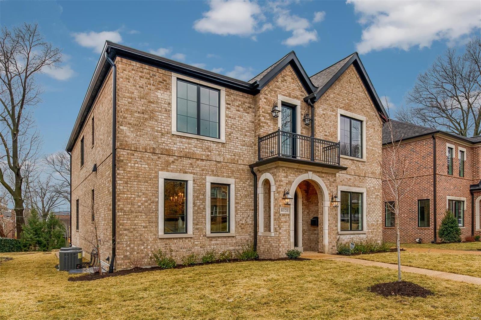 Davis Place - Residential