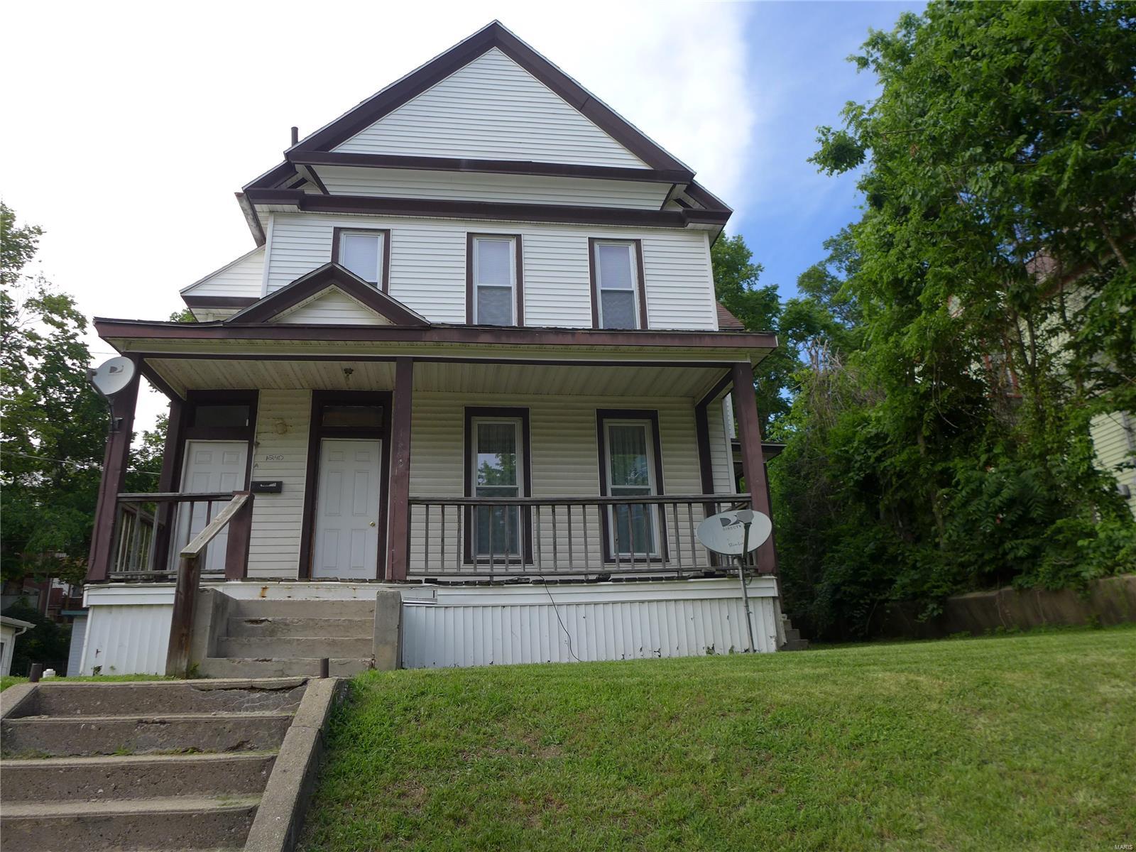 Two story duplex has just been remodeled and is ready for a New Owner. 1240 Bird will make a great investment property. Or live on one floor and collect rent on the other. New carpet and vinyl flooring throughout, updates in both full baths and kitchens. First floor kitchen has nicely refinished original cabinets . Plumbing and wiring have been redone. Walls freshly painted and new doors in interior. Utilities are completely split. New deck off 2nd floor unit.  Located in the Maple Avenue Historic district. Private back yard. Now is your chance to start or add to your rental portfolio.