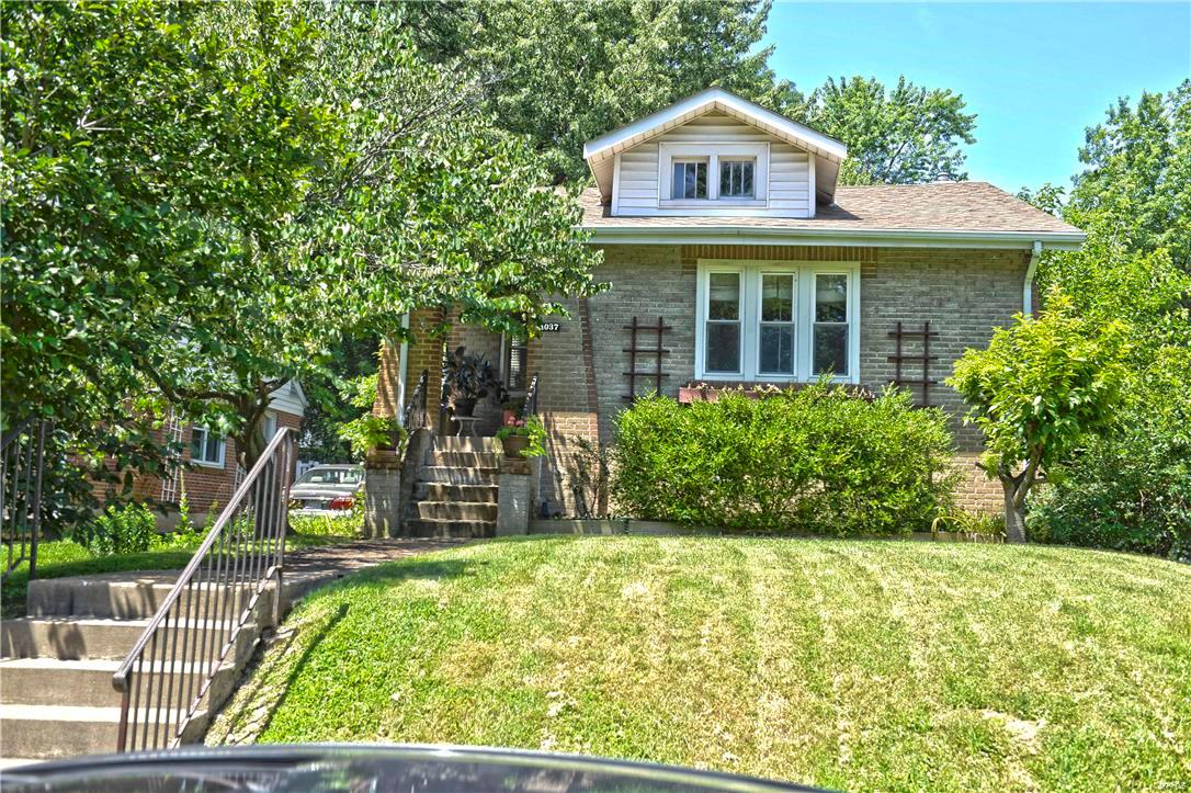Wonderful opportunity to purchase a Kirkwood charmer.  This home features hardwood floors, a bright living area that opens into the separate dining room, ready for entertaining many guests. Both bedrooms are roomy and ready for you to unpack. You'll enjoy cooking in the kitchen that leads to a bonus sunroom, a great place to relax with family and friends. You’ll love the spacious back yard.  Beautifully landscaped with a lot of shade and ready for your next BBQ.  Great location within minutes of shopping, restaurants, a variety of activities and Kirkwood amenities! Additional Rooms: Sun Room