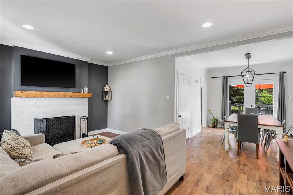 Lexington Square - Residential