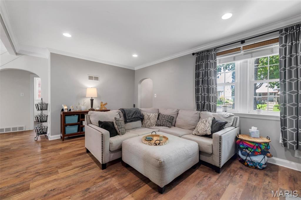 Lexington Square - Residential