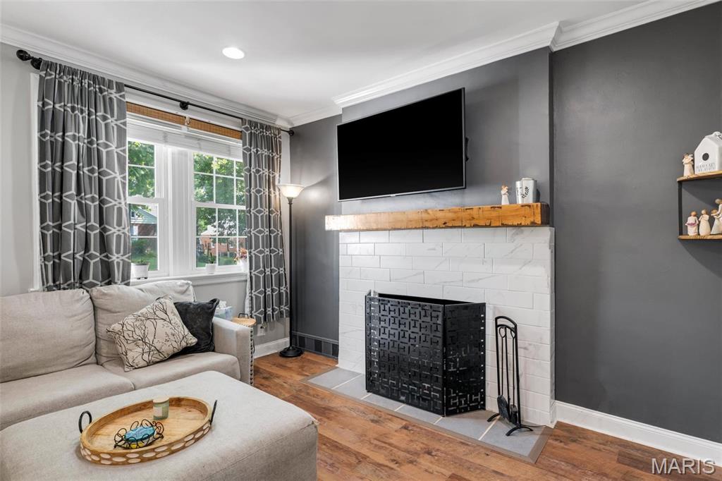 Lexington Square - Residential