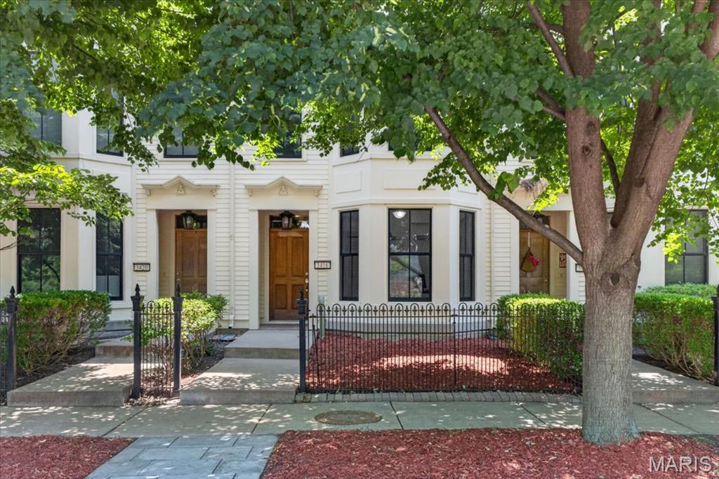 NEW LISTING in New Town!
Welcome to this stunning 3-story townhouse located directly across from one of New Town’s beautiful parks! This spacious 3 bedroom, 3 bath home offers the perfect blend of comfort, style, and convenience. You’ll love the oversized garage off the alley, providing plenty of space for parking, storage, or hobbies.
The second-level kitchen opens to a new deck perfect for morning coffee, grilling, or relaxing evenings outdoors. With multiple levels of living space, charming surroundings, and an unbeatable location, this home truly has it all!
With beautiful large windows and open living spaces this one is a must see. Just a couple minutes walk from New Town's restaurants, activities and common areas this is a great location that is hard to beat. Check it out before it's gone.