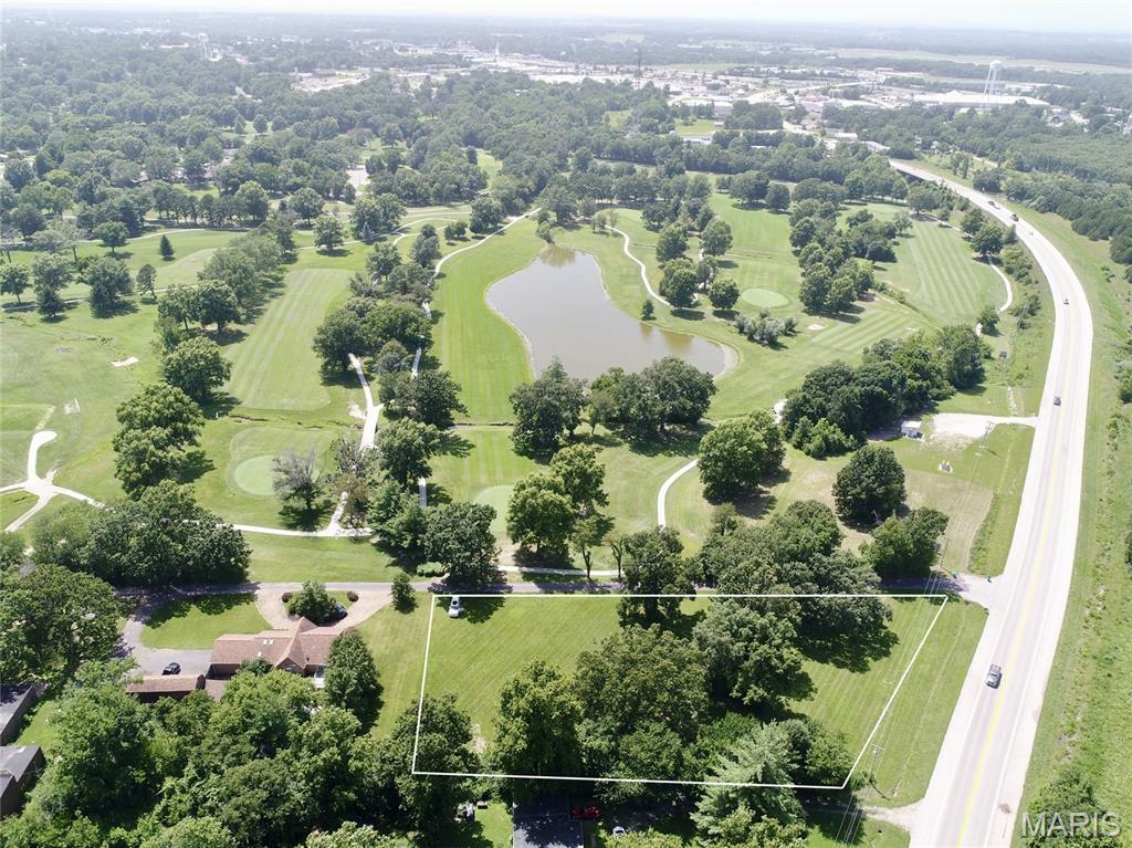Rare opportunity to own 1.8 acres in one of Sullivan's most desirable locations, situated along the Sullivan Golf Course. Whether you're looking to build your dream home overlooking the course or explore the potential to develop the property into multiple lots, this property offers exceptional flexibility. Enjoy the convenience of being just minutes from shopping, restaurants, schools, and I-44 while taking advantage of the peaceful golf course setting. Opportunities like this are hard to find, bring your vision and make the most of this prime piece of real estate.