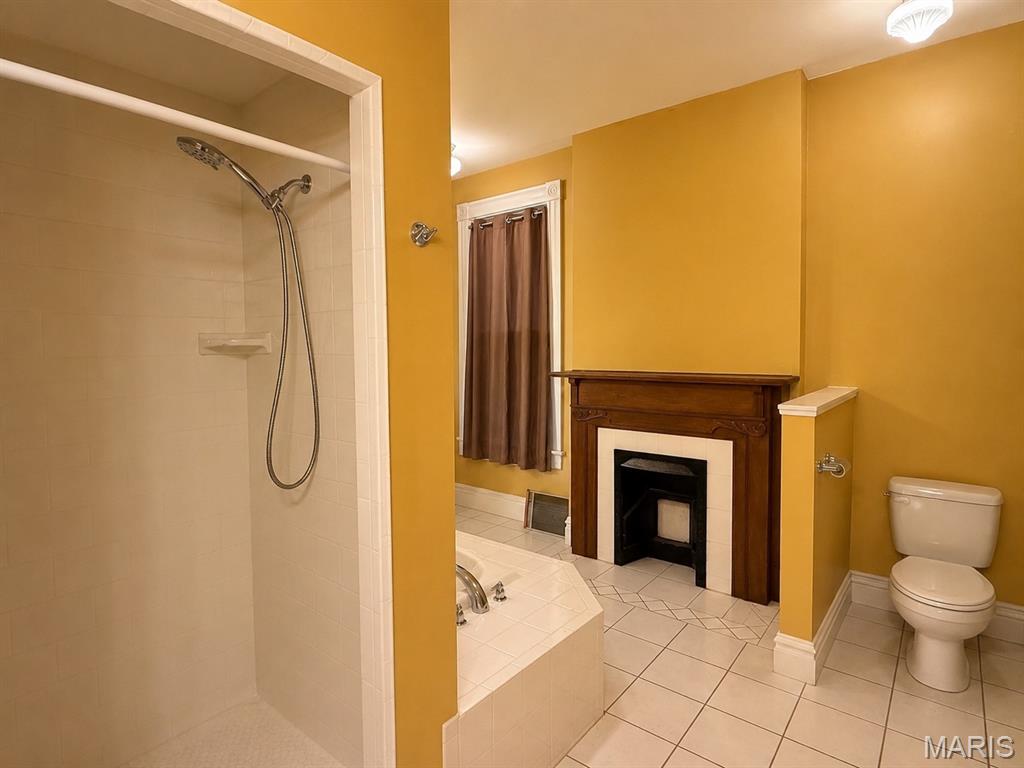 Raymond Place Add - Residential