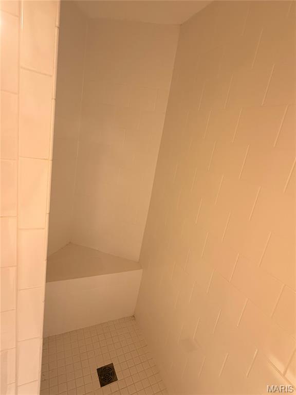Raymond Place Add - Residential