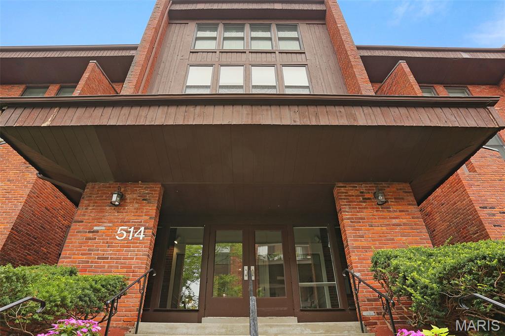 Well maintained ground floor condo in the Coeur de Royale complex in the heart of Creve Coeur.  Rare true 3 bedroom unit with 2 full baths and over 1700 sq ft of living space.   Spacious eat in kitchen with granite tops, stainless appliances and plenty of cabinet and counter space.  Living room with floor to ceiling brick fireplace opens to the back patio and the separate dining room is off the living area.   Primary suite with huge custom walk in closet and updated primary bath with walk in shower and updated vanity.  2 more good sized bedrooms with custom closet space as well as large utility room and laundry room all in the unit.  New electrical panel,  newer windows and appliances and so much more.  Elevator in building, secure garage parking and secure building entrances!   This condo is a must see!