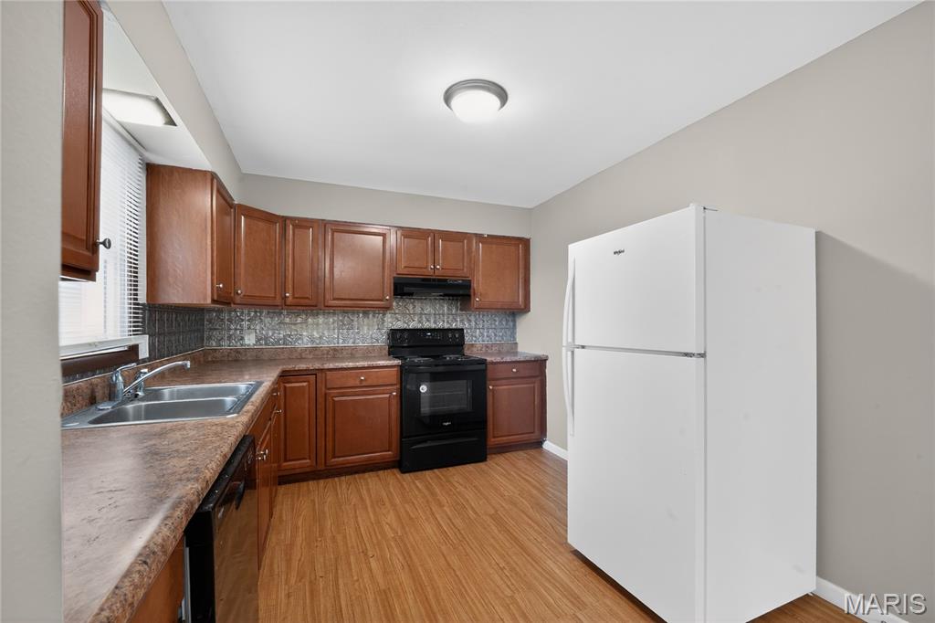 Hathaway Manor 21 - Residential