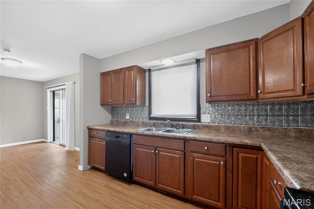 Hathaway Manor 21 - Residential