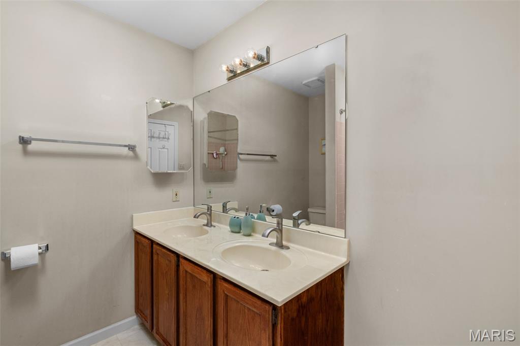 Arbor Oaks Two - Residential