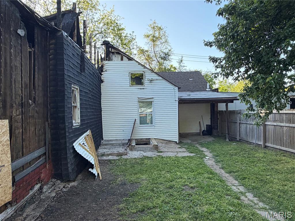 Investor special with strong potential! This 1-bedroom, 1-bath home offers a great opportunity for renovation and value-add. The kitchen is already in solid condition, providing a head start on the rehab process. The property has experienced fire damage and will require repairs and updates, making it ideal for investors or buyers looking to customize a home to their vision. With the right improvements, this property could make an excellent rental or resale project. Bring your ideas and restore this home to its full potential!