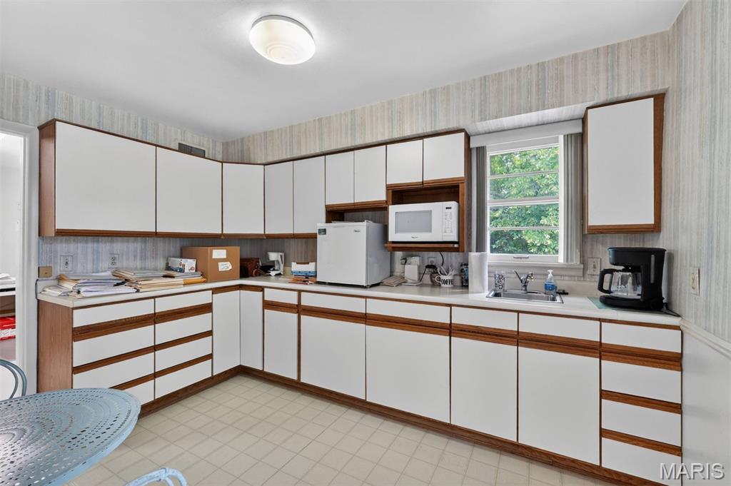 Watson Sub Of Lashleys Estate - Commercial Sale