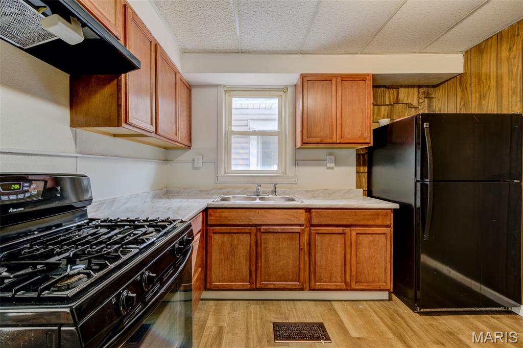 West Lawn - Residential