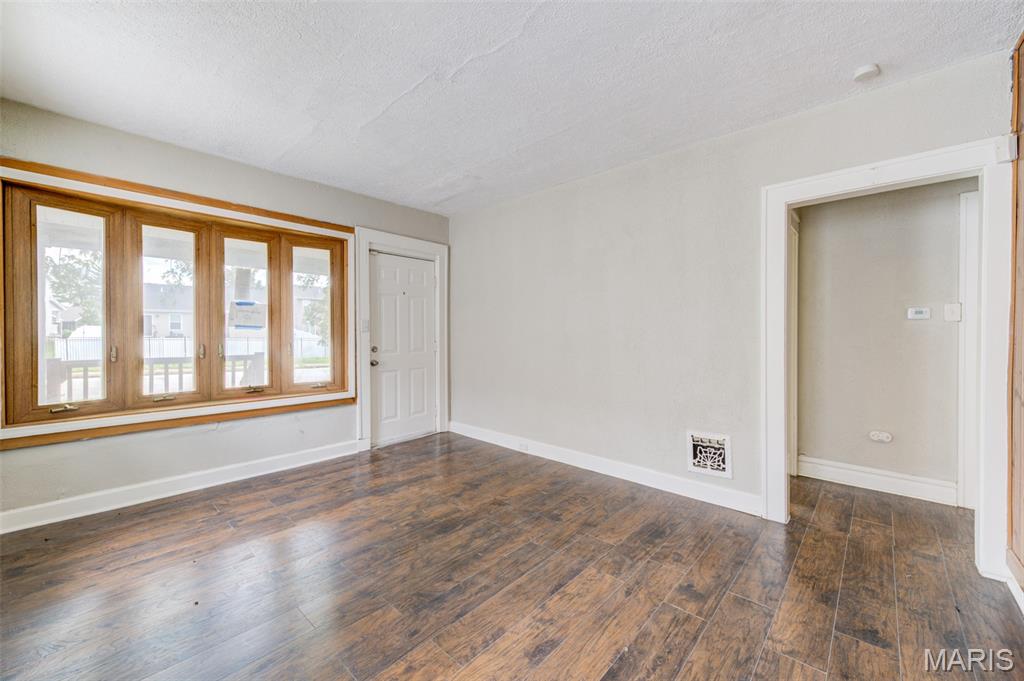 West Lawn - Residential