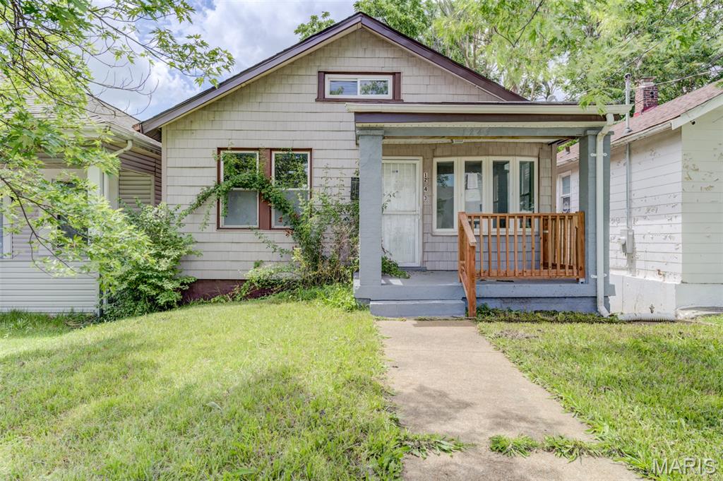 West Lawn - Residential