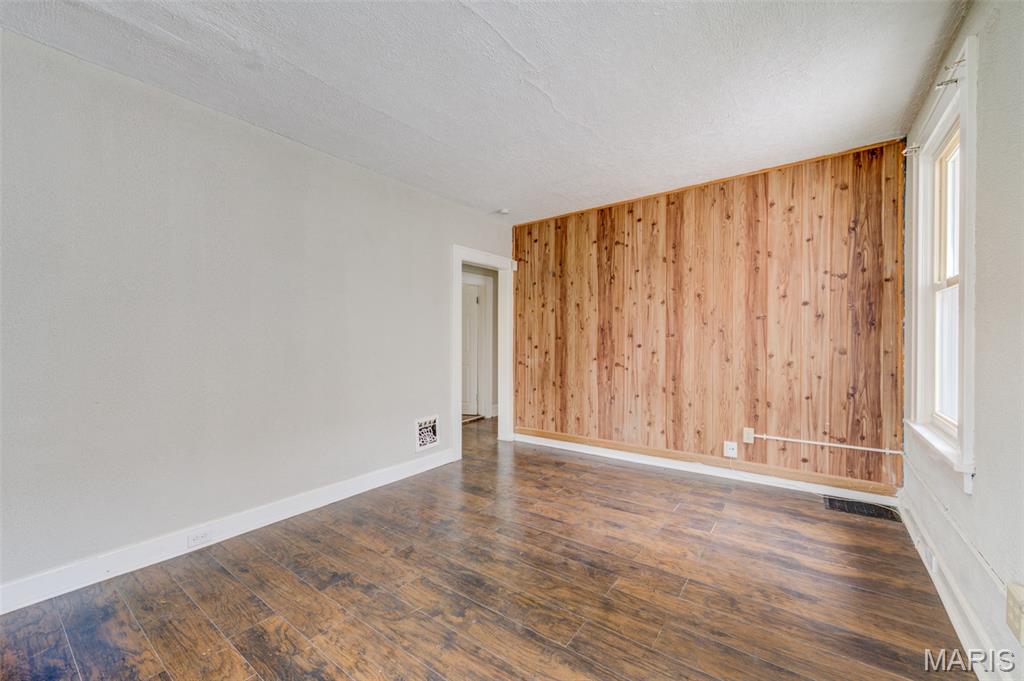 West Lawn - Residential
