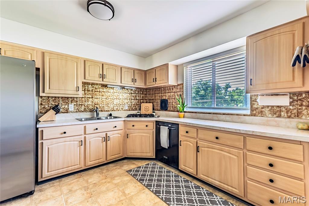 Twin Sisters - Residential