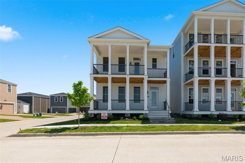 New Town At St Chas #16 - Residential
